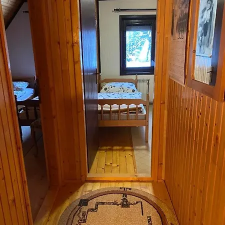 Holiday home Kuca Boki